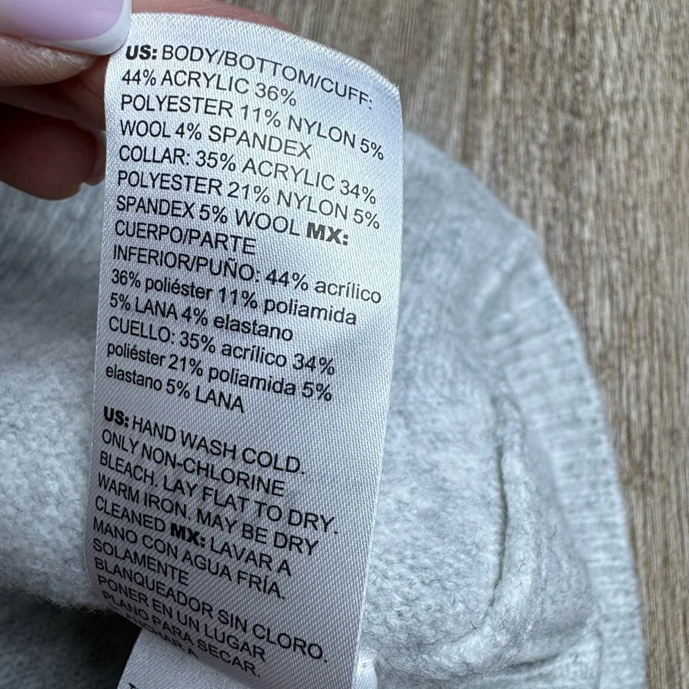 White House Black Market Light Gray Sweater - Picture 5 of 5